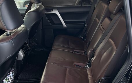 Toyota Land Cruiser Prado 150 рестайлинг 2, 2020 год, 6 250 000 рублей, 17 фотография