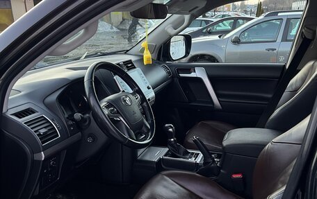 Toyota Land Cruiser Prado 150 рестайлинг 2, 2020 год, 6 250 000 рублей, 12 фотография