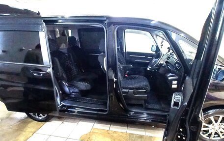 Honda Stepwgn IV, 2018 год, 2 250 000 рублей, 8 фотография