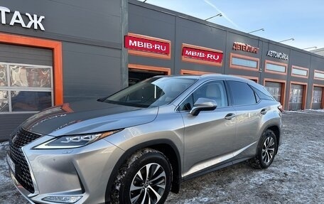 Lexus RX IV рестайлинг, 2021 год, 5 700 000 рублей, 1 фотография