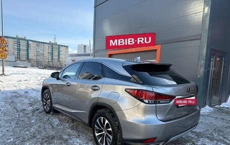 Lexus RX IV рестайлинг, 2021 год, 5 700 000 рублей, 5 фотография