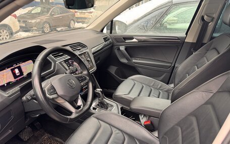 Volkswagen Tiguan II, 2021 год, 3 670 000 рублей, 5 фотография