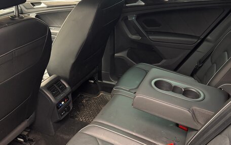 Volkswagen Tiguan II, 2021 год, 3 670 000 рублей, 6 фотография