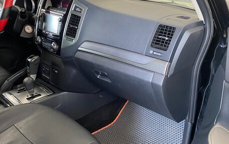 Mitsubishi Pajero IV, 2015 год, 3 750 000 рублей, 16 фотография