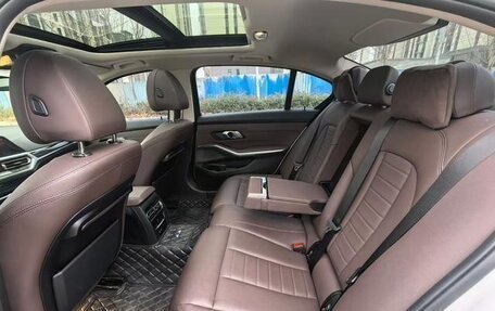 BMW 3 серия, 2021 год, 2 650 000 рублей, 9 фотография