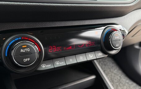 KIA K3, 2020 год, 2 200 000 рублей, 17 фотография