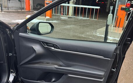 Toyota Camry, 2021 год, 4 000 000 рублей, 14 фотография