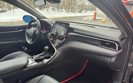 Toyota Camry, 2021 год, 4 000 000 рублей, 16 фотография