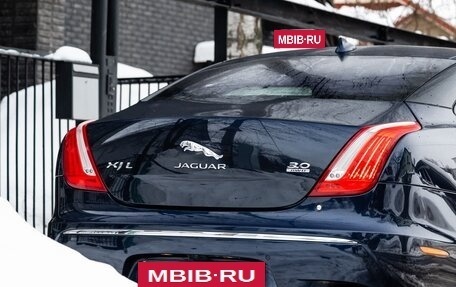 Jaguar XJ IV (X351), 2015 год, 2 250 000 рублей, 6 фотография