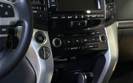 Toyota Land Cruiser 200, 2008 год, 2 750 000 рублей, 9 фотография