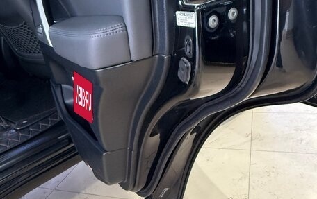 Toyota Land Cruiser 200, 2008 год, 2 750 000 рублей, 13 фотография