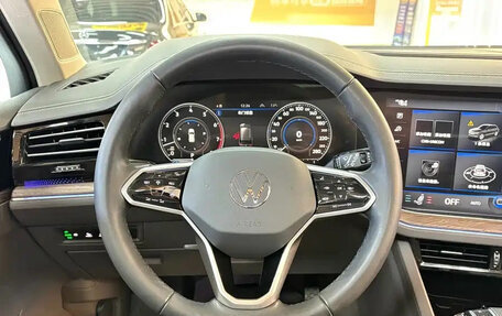 Volkswagen Touareg III, 2023 год, 7 110 060 рублей, 15 фотография