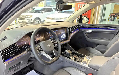 Volkswagen Touareg III, 2023 год, 7 110 060 рублей, 12 фотография