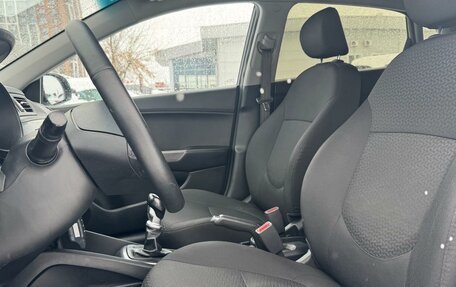 KIA Rio III рестайлинг, 2015 год, 899 000 рублей, 7 фотография