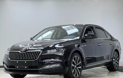 Skoda Superb III рестайлинг, 2024 год, 2 450 000 рублей, 1 фотография