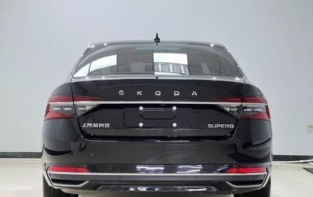 Skoda Superb III рестайлинг, 2024 год, 2 450 000 рублей, 19 фотография