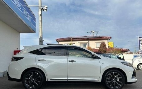 Toyota Harrier, 2017 год, 2 550 000 рублей, 4 фотография