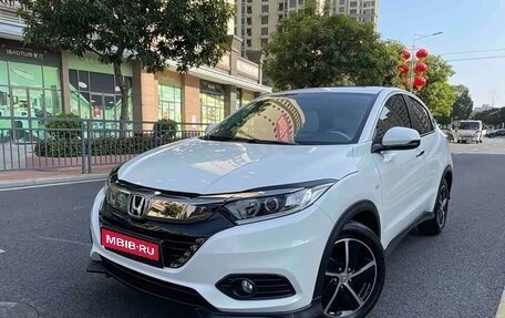 Honda Vezel, 2022 год, 1 265 000 рублей, 1 фотография