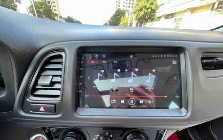 Honda Vezel, 2022 год, 1 265 000 рублей, 16 фотография