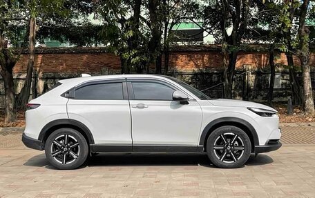 Honda Vezel, 2023 год, 1 627 000 рублей, 4 фотография