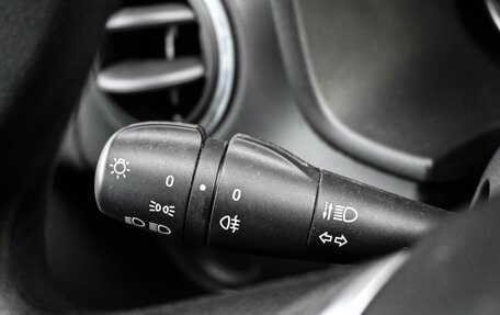 Renault Logan II, 2021 год, 1 239 000 рублей, 13 фотография