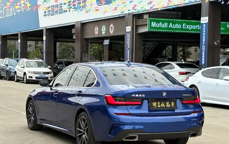 BMW 3 серия, 2022 год, 2 700 000 рублей, 4 фотография