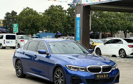 BMW 3 серия, 2022 год, 2 700 000 рублей, 3 фотография