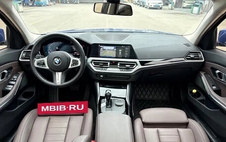 BMW 3 серия, 2022 год, 2 700 000 рублей, 14 фотография