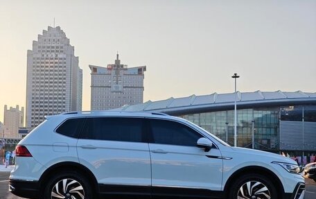 Volkswagen Tiguan II, 2023 год, 2 600 178 рублей, 4 фотография