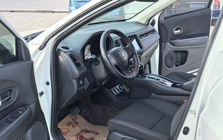 Honda Vezel, 2022 год, 1 300 000 рублей, 7 фотография