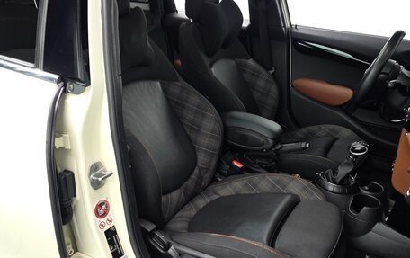 MINI Hatch, 2016 год, 1 550 000 рублей, 10 фотография