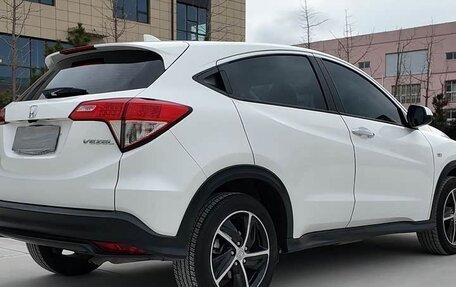 Honda Vezel, 2022 год, 1 638 000 рублей, 4 фотография