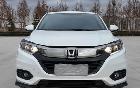 Honda Vezel, 2022 год, 1 638 000 рублей, 2 фотография
