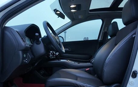 Honda Vezel, 2022 год, 1 638 000 рублей, 7 фотография