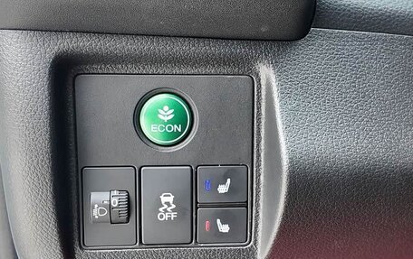 Honda Vezel, 2022 год, 1 638 000 рублей, 13 фотография