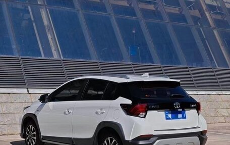 Toyota Yaris XP150 рестайлинг, 2022 год, 1 310 000 рублей, 4 фотография