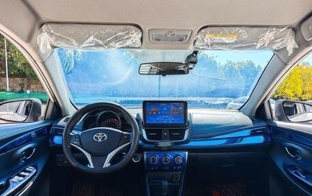 Toyota Yaris XP150 рестайлинг, 2022 год, 1 310 000 рублей, 10 фотография