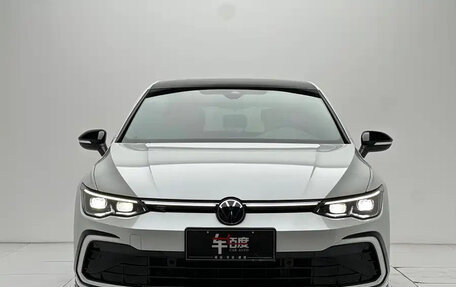 Volkswagen Golf VIII, 2023 год, 1 500 000 рублей, 2 фотография