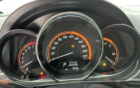 Toyota Yaris XP150 рестайлинг, 2022 год, 1 450 000 рублей, 10 фотография