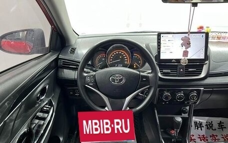 Toyota Yaris XP150 рестайлинг, 2022 год, 1 450 000 рублей, 13 фотография