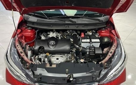 Toyota Yaris XP150 рестайлинг, 2022 год, 1 450 000 рублей, 19 фотография