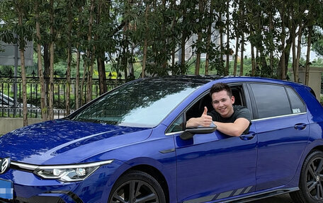 Volkswagen Golf VIII, 2021 год, 1 580 009 рублей, 1 фотография