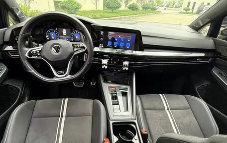 Volkswagen Golf VIII, 2021 год, 1 580 009 рублей, 7 фотография