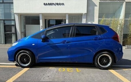 Honda Fit III, 2019 год, 1 250 000 рублей, 7 фотография