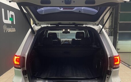 Jeep Grand Cherokee, 2014 год, 2 450 000 рублей, 21 фотография