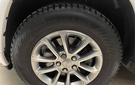 Jeep Grand Cherokee, 2014 год, 2 450 000 рублей, 24 фотография