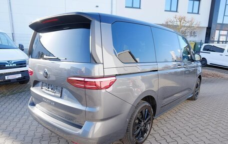 Volkswagen Multivan, 2025 год, 7 650 000 рублей, 5 фотография