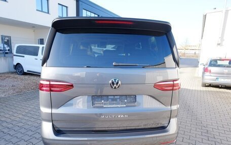 Volkswagen Multivan, 2025 год, 7 650 000 рублей, 4 фотография