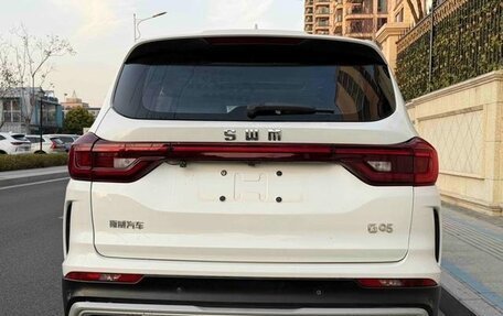 Honda Vezel, 2022 год, 1 200 000 рублей, 4 фотография