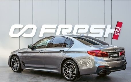 BMW 5 серия, 2019 год, 4 398 000 рублей, 2 фотография